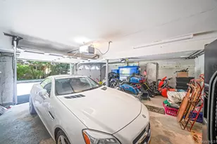 28 Royal Oak Dr, Huntington, NY 11743 - Photo 26