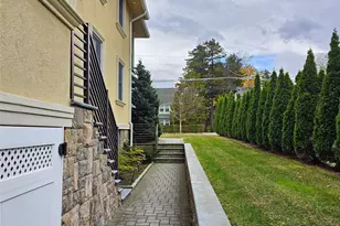 49 Greenridge Ave, White Plains, NY 10605 - Photo 40