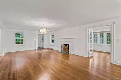 118 4th Street, Garden City, NY 11530 - Photo 4