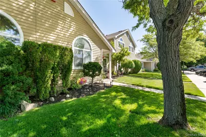 59 Eric Drive, Middle Island, NY 11953 - Photo 4