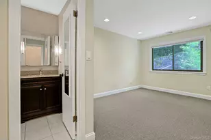 369 Martling Ave, Tarrytown, NY 10591 - Photo 14