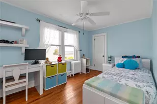 57 Malden Ave, Lynbrook, NY 11563 - Photo 16