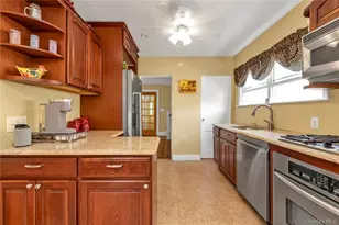 57 Malden Ave, Lynbrook, NY 11563 - Photo 12