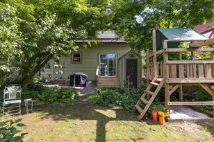 9 W 14th St, Huntington Station, NY 11746 - Photo 32