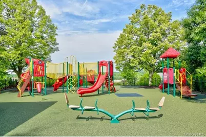 2 Heirloom Lane, Rye Brook, NY 10573 - Photo 34