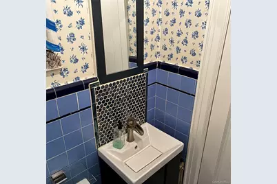 35 Hanson Place, Malverne, NY 11565 - Photo 20