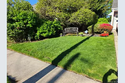 35 Hanson Place, Malverne, NY 11565 - Photo 4