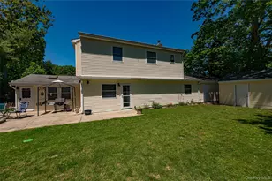 22 Vine St, Centereach, NY 11720 - Photo 20
