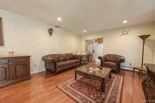 22 Vine St, Centereach, NY 11720 - Photo 10