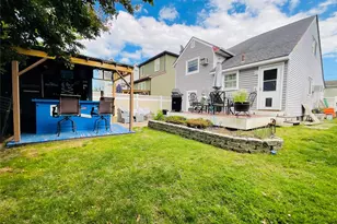 35 E Jackson Ave E, Babylon, NY 11702 - Photo 26