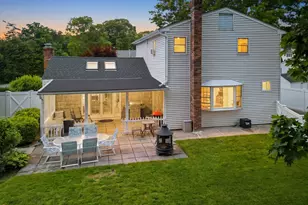 70 Birch St, Lake Grove, NY 11755 - Photo 38