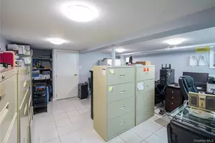 103-27 109th St, Richmond Hill, NY 11419 - Photo 28