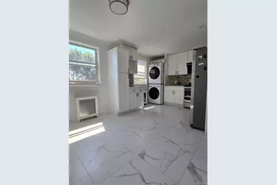 7058 260th Street #15H42, Glen Oaks, NY 11004 - Photo 8
