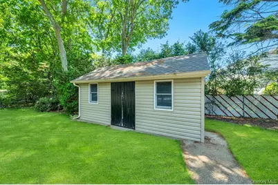 8 Camille Lane, Holbrook, NY 11741 - Photo 8