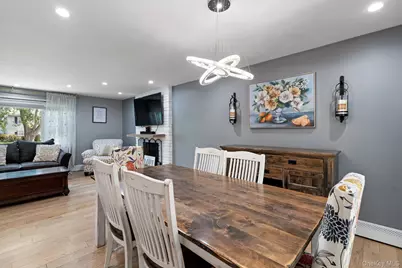 53 Carriage Hill Lane, Poughkeepsie, NY 12603 - Photo 6
