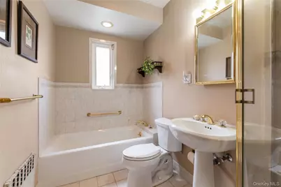 81-11 77th Avenue, Glendale, NY 11385 - Photo 16