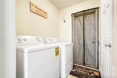 18853 120th Road, Saint Albans, NY 11412 - Photo 12