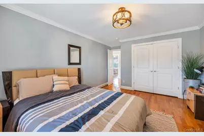 14 Kent Road, Valley Stream, NY 11580 - Photo 20