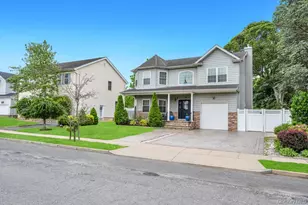 14 Kent Rd, Valley Stream, NY 11580 - Photo 2