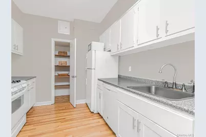 1440 Midland Avenue #5A, Bronxville, NY 10708 - Photo 8