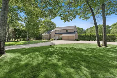 133 Old Country Road, East Quogue, NY 11942 - Photo 2