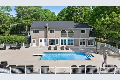133 Old Country Road, East Quogue, NY 11942 - Photo 1