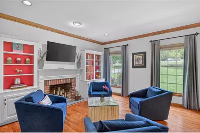 7 Huntington Connecticut Lane, New Fairfield, CT 06812 - Photo 6
