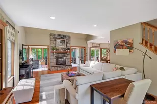 7 Huntington Connecticut Ln, New Fairfield, CT 06812 - Photo 20
