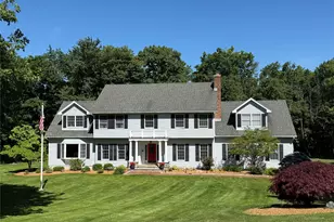 7 Huntington Connecticut Ln, New Fairfield, CT 06812 - Photo 2