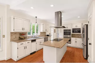 7 Huntington Connecticut Lane, New Fairfield, CT 06812 - Photo 10