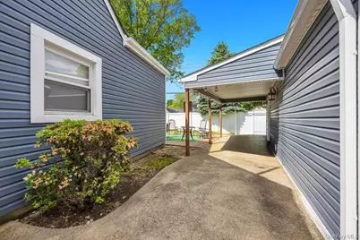 8 Lilac Lane, Levittown, NY 11756 - Photo 26