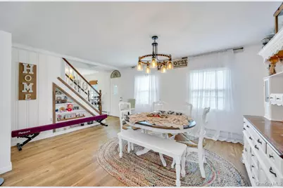 8 Lilac Lane, Levittown, NY 11756 - Photo 8