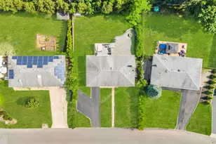 3 Bayberry Dr, Saint James, NY 11780 - Photo 4