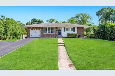 3 Bayberry Drive, Saint James, NY 11780 - Photo 2