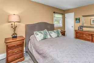 5 Simpson Dr, Old Bethpage, NY 11804 - Photo 12