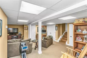 5 Simpson Dr, Old Bethpage, NY 11804 - Photo 20