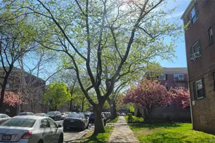 66-10 111th St, Forest Hills, NY 11375 - Photo 14