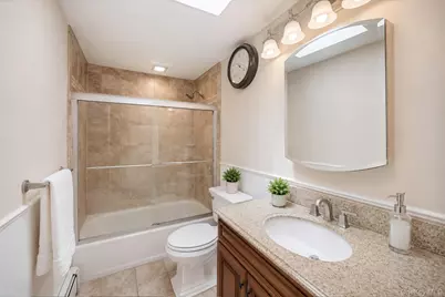 118 Ledgewood Drive, Smithtown, NY 11787 - Photo 26