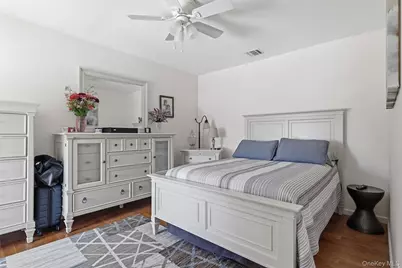 1025 Knickerbocker Road, Island Park, NY 11558 - Photo 16
