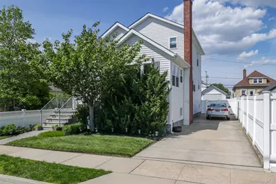 1025 Knickerbocker Road, Island Park, NY 11558 - Photo 26