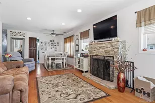 1025 Knickerbocker Rd, Island Park, NY 11558 - Photo 4