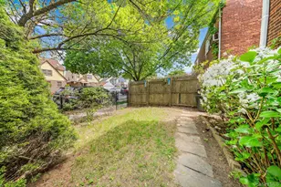83-18 164th St, Jamaica, NY 11432 - Photo 2