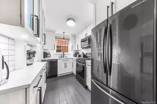 83-18 164th St, Jamaica, NY 11432 - Photo 8