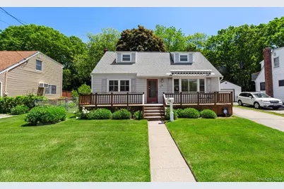 12 Leslie Lane, Massapequa, NY 11758 - Photo 1