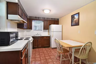 73 Lincoln Avenue, Yonkers, NY 10704 - Photo 22