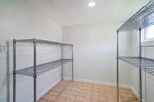 117 Timberline Dr, Brentwood, NY 11717 - Photo 16