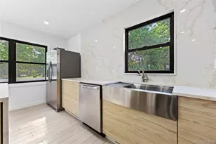 157-03 Locke Ave, Whitestone, NY 11357 - Photo 12