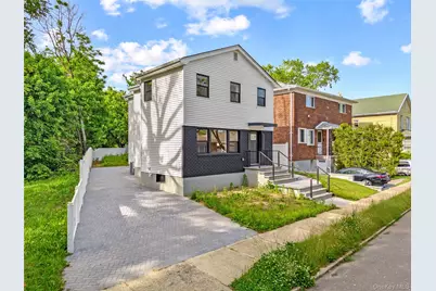 15703 Locke Avenue, Whitestone, NY 11357 - Photo 2