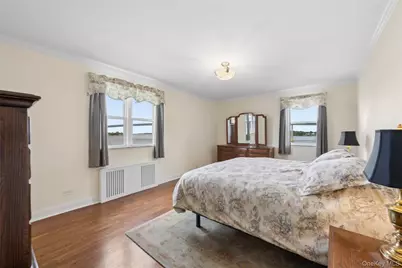 162-21 Powells Cove Boulevard #2R, Whitestone, NY 11357 - Photo 12