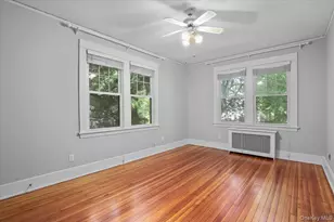 625 Lorraine St, Mamaroneck, NY 10543 - Photo 8